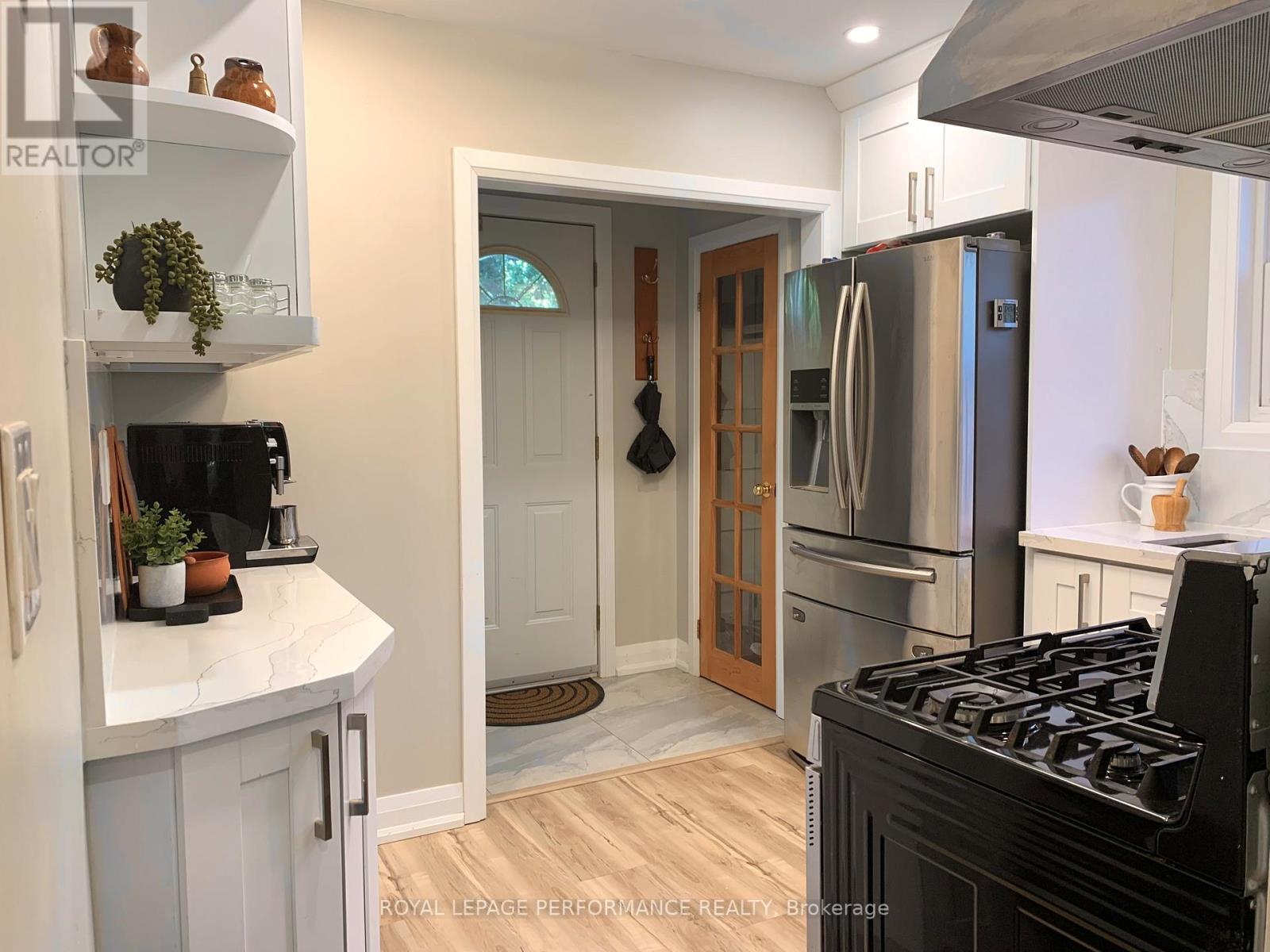 10 Faulkland Road, Toronto, Ontario  M1L 3S3 - Photo 10 - E13435594