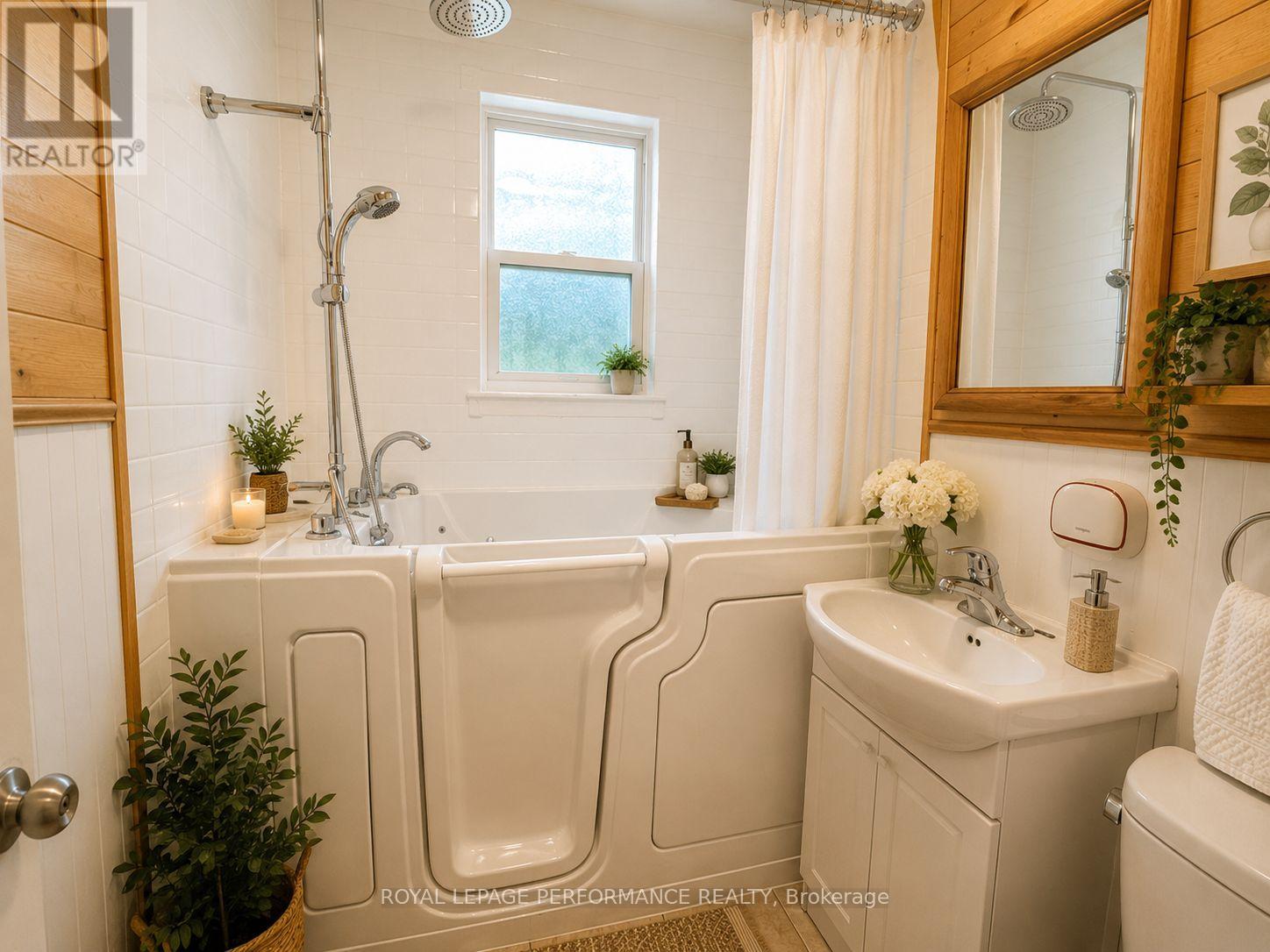 10 Faulkland Road, Toronto, Ontario  M1L 3S3 - Photo 14 - E13435594