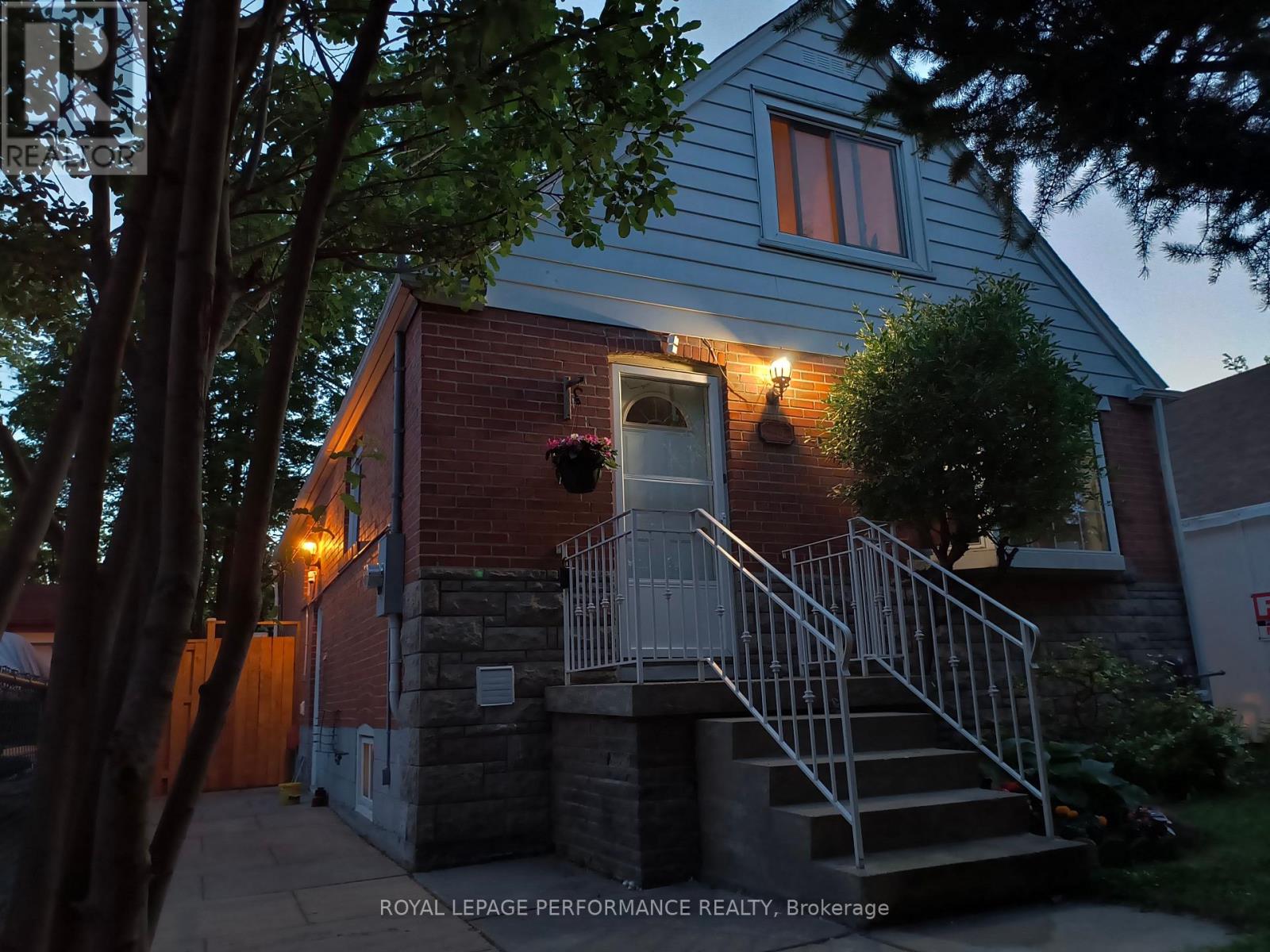 10 Faulkland Road, Toronto, Ontario  M1L 3S3 - Photo 29 - E13435594