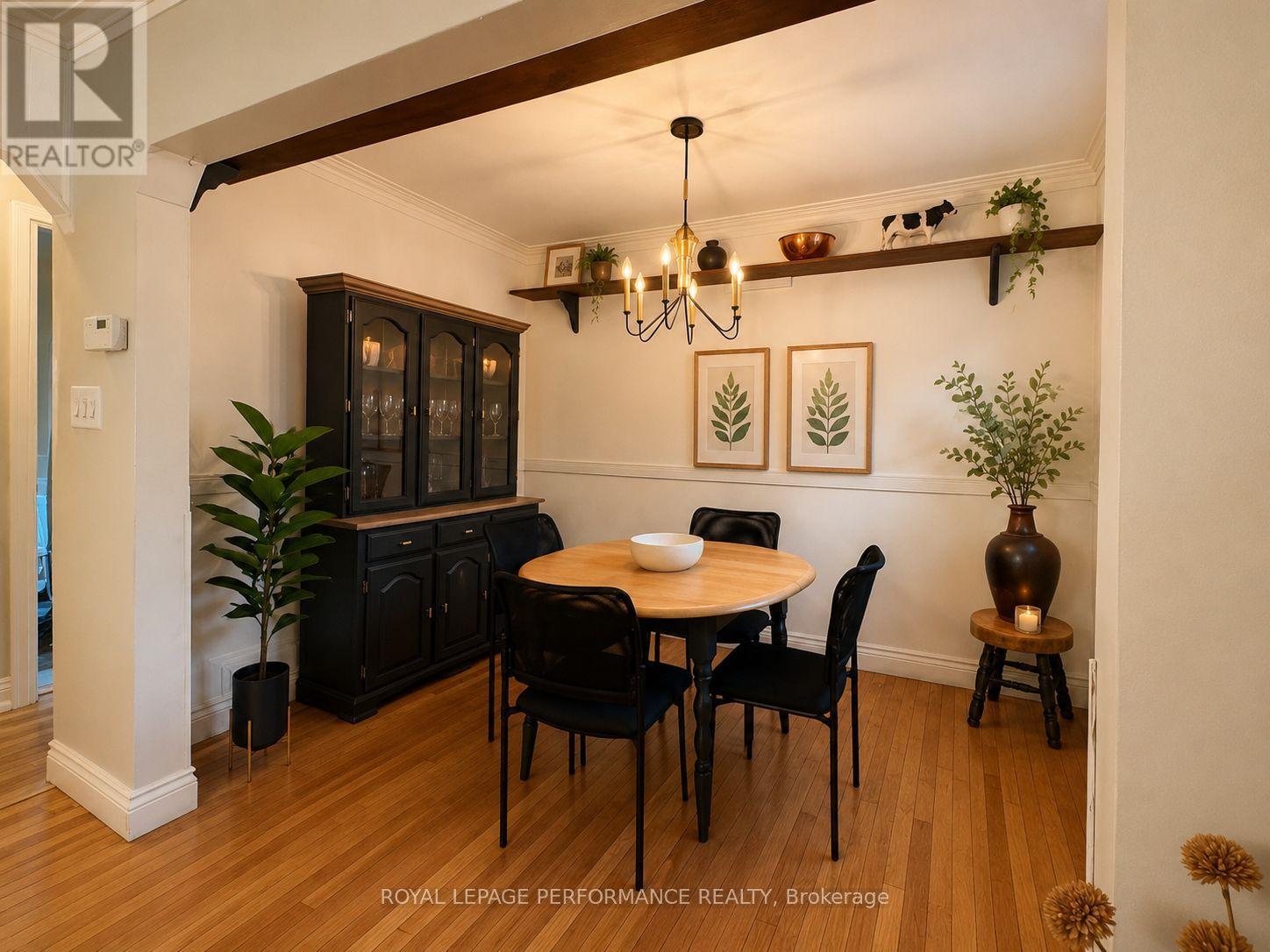 10 Faulkland Road, Toronto, Ontario  M1L 3S3 - Photo 7 - E13435594
