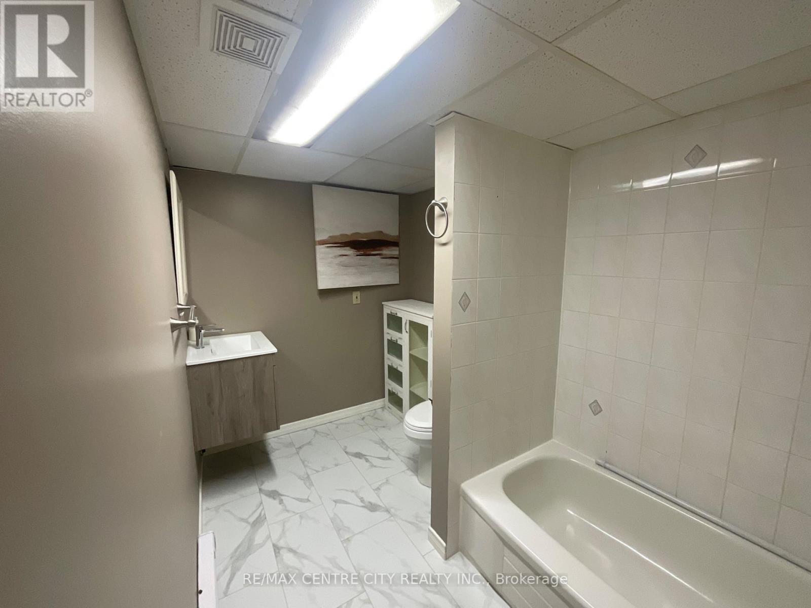 158 Monmore Road, London North, Ontario  N6G 3A6 - Photo 15 - X13435598