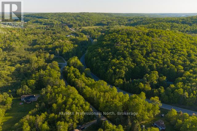 1068 Woods Road, Dysart Et Al (Dysart), Ontario K0M 1S0 - Photo 19 - X13435744