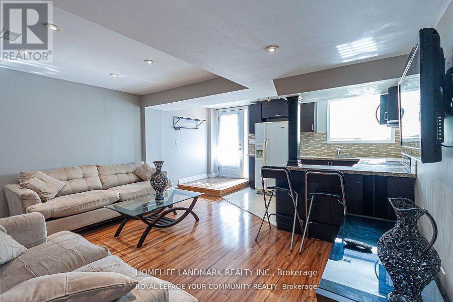111 Deerwood Crescent, Richmond Hill, Ontario  L4E 4B3 - Photo 17 - N13435612