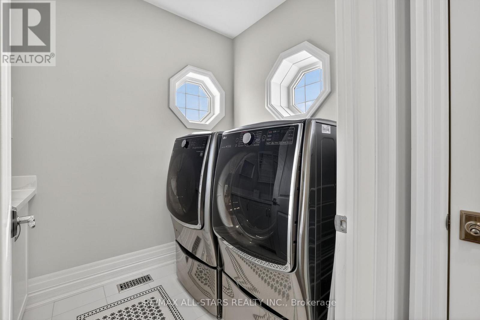 10 Forest Grove Court, Aurora, Ontario  L4G 3G4 - Photo 38 - N13435714
