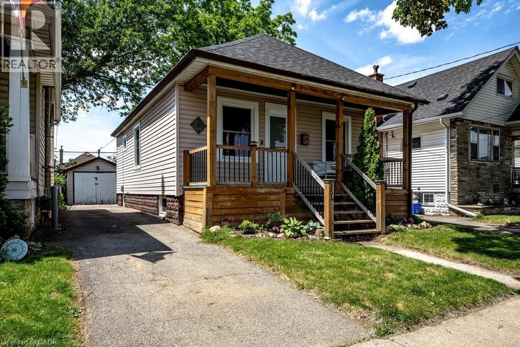 151 Tragina Avenue N, Hamilton, Ontario  L8H 5C7 - Photo 2 - 40837944