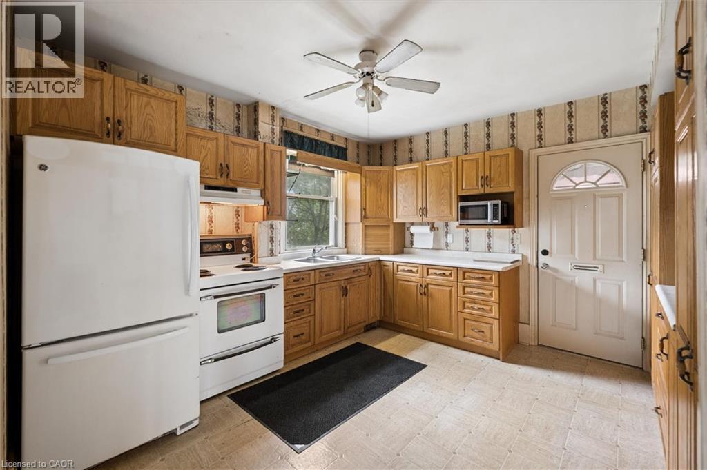 6 W Riverside Drive W, Elmira, Ontario  N3B 1R1 - Photo 8 - 40837978