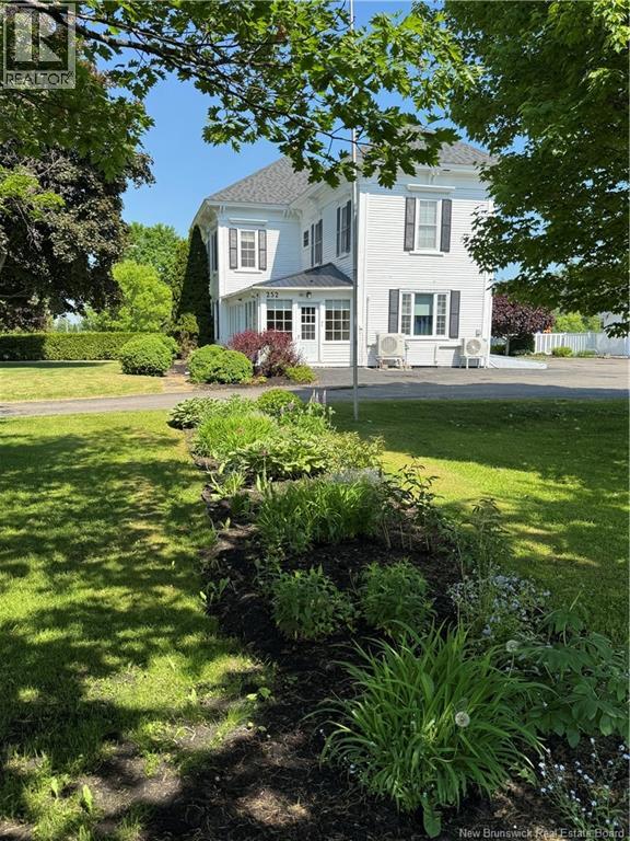 252 Main St, Bath, New Brunswick  E7J 1E9 - Photo 2 - NB141745