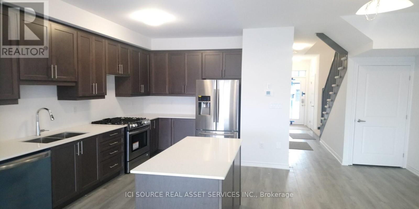 4 Bellhouse Avenue, Brantford, Ontario  N3T 0T9 - Photo 3 - X13435716