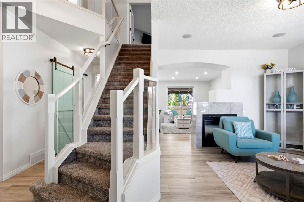 212 Willowmere Close, Chestermere, Alberta  T1X 1S2 - Photo 5 - A2320378