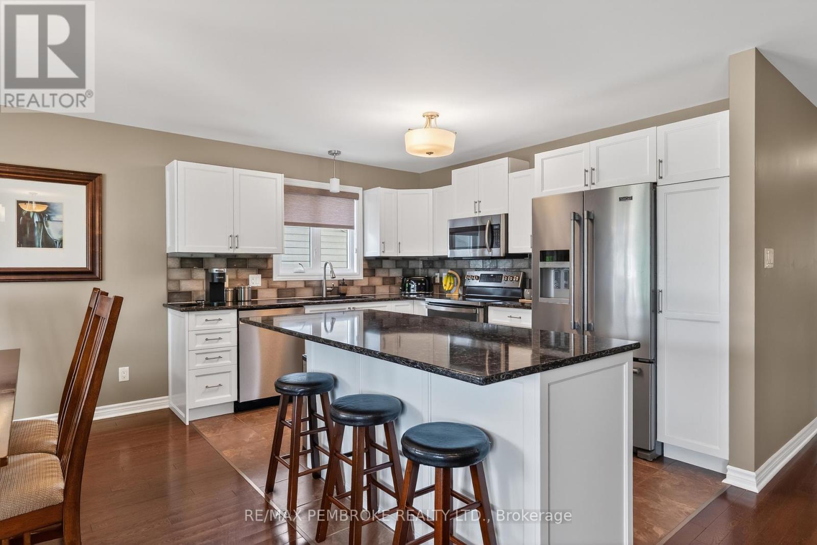 61 Oak Avenue, Petawawa, Ontario  K8H 0B5 - Photo 10 - X13435776