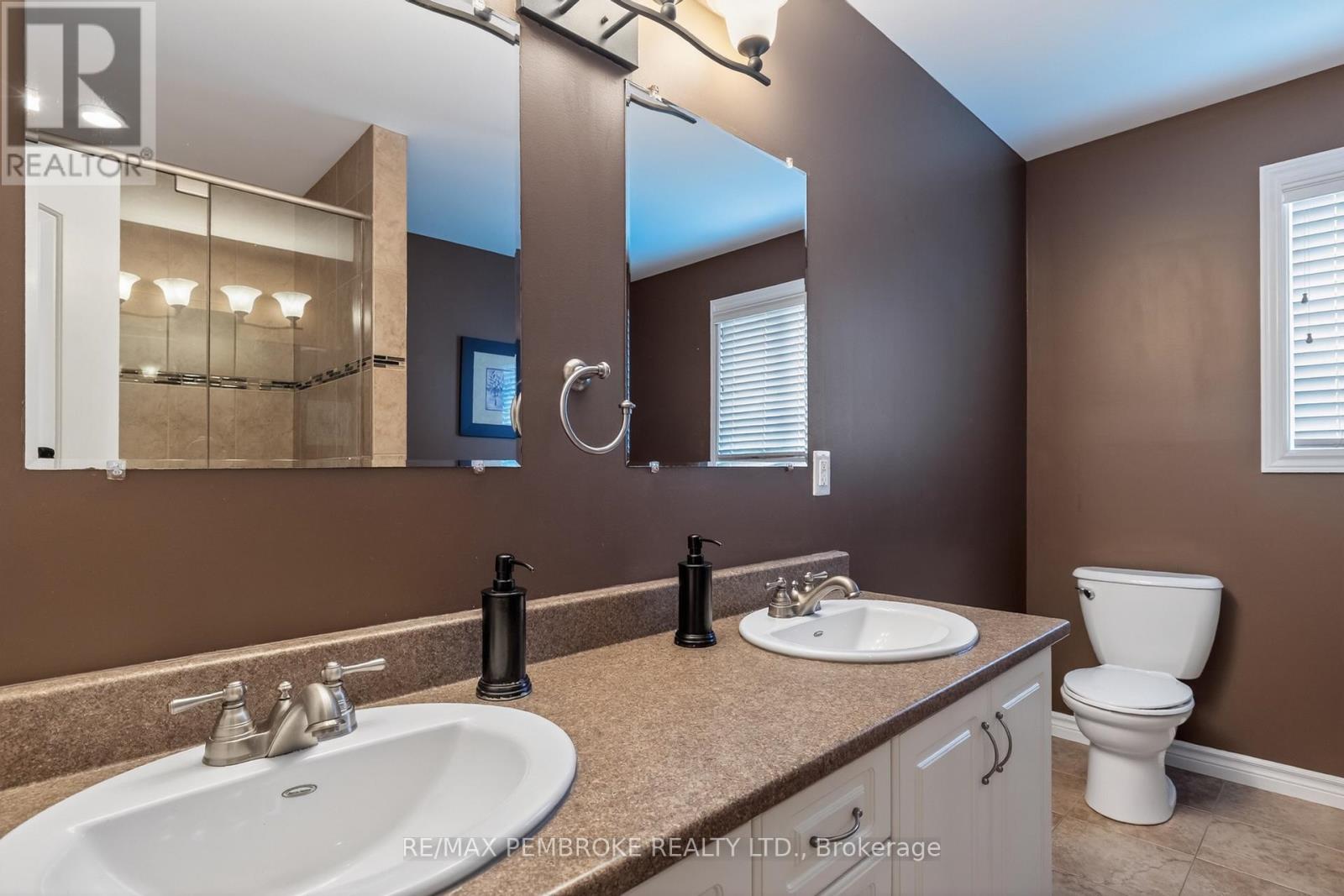 61 Oak Avenue, Petawawa, Ontario  K8H 0B5 - Photo 18 - X13435776