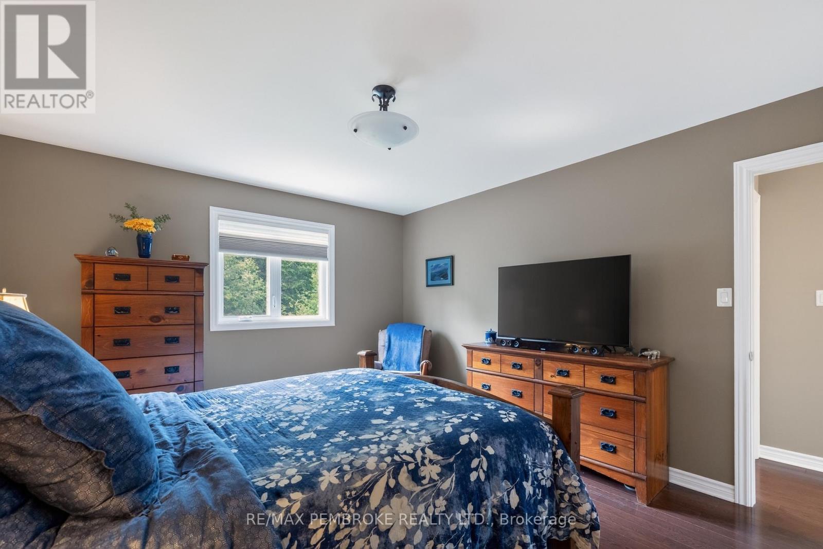 61 Oak Avenue, Petawawa, Ontario  K8H 0B5 - Photo 22 - X13435776