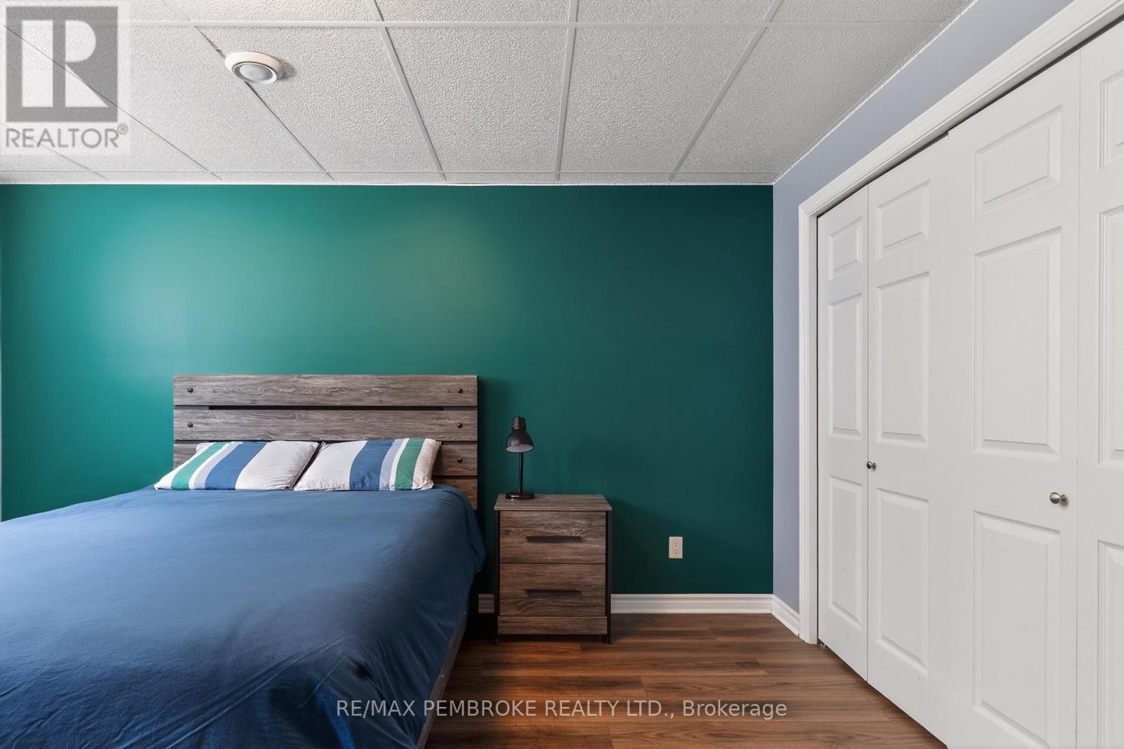 61 Oak Avenue, Petawawa, Ontario  K8H 0B5 - Photo 35 - X13435776