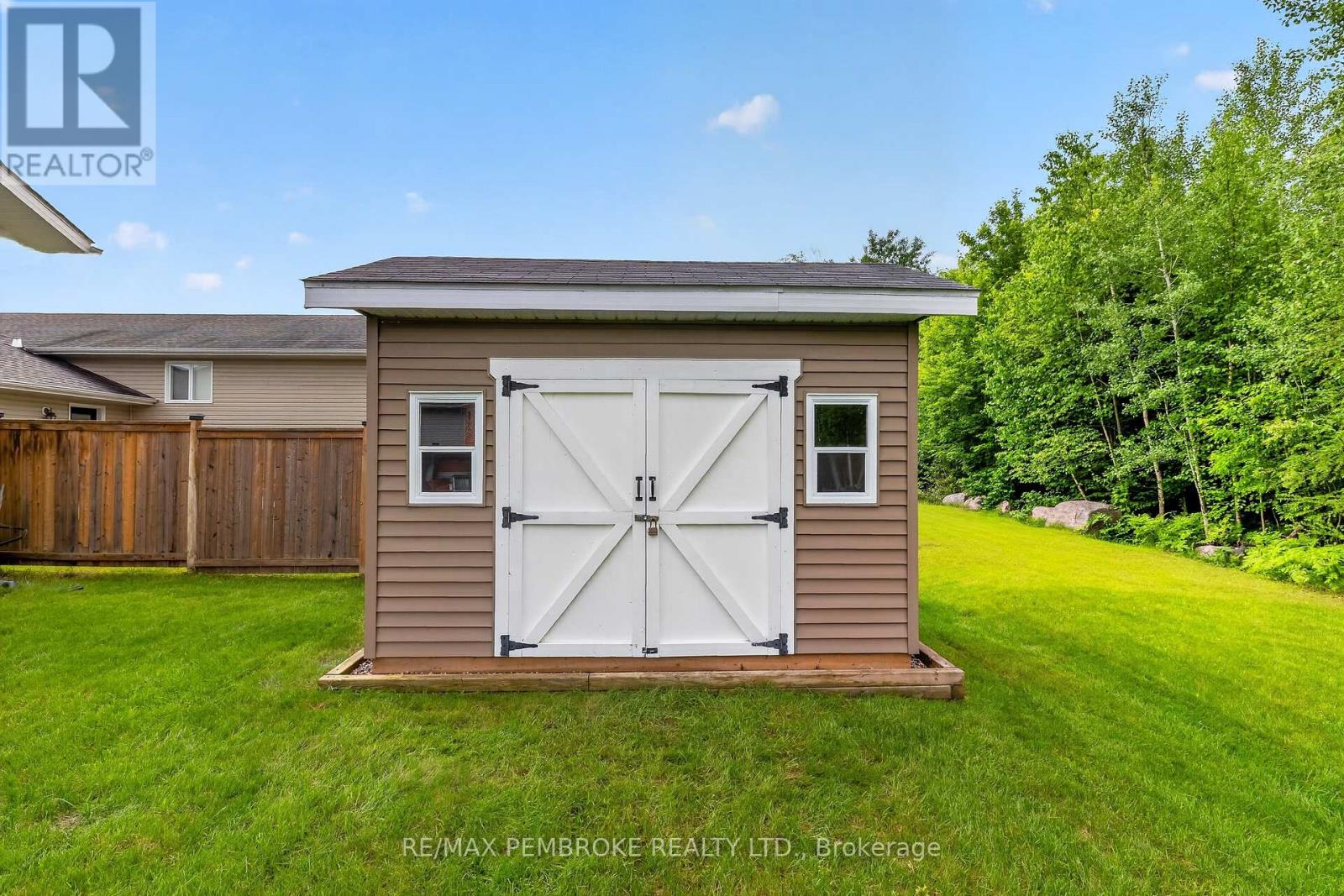 61 Oak Avenue, Petawawa, Ontario  K8H 0B5 - Photo 47 - X13435776