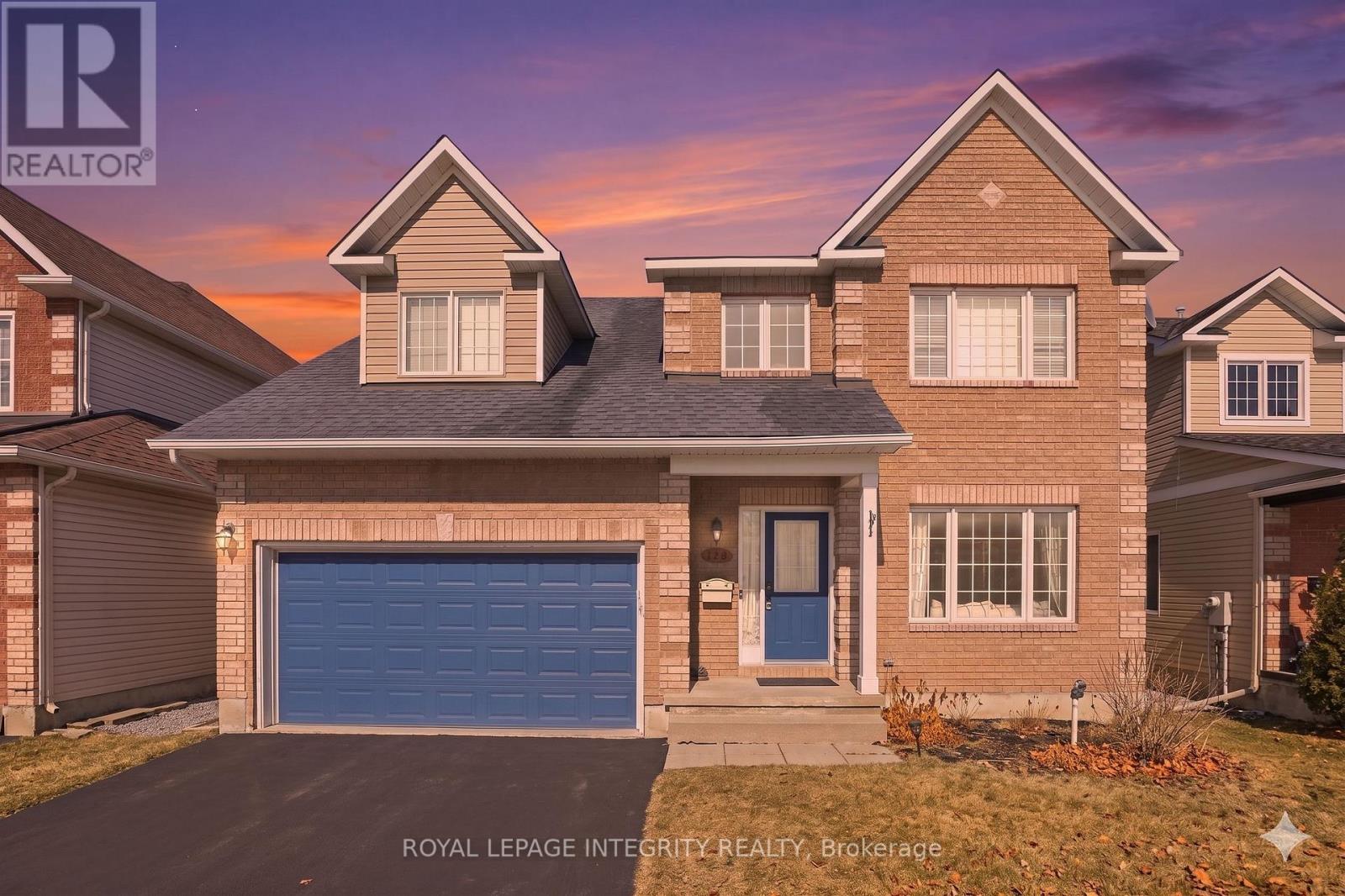127 STONEY POND COURT, Ottawa, Ontario