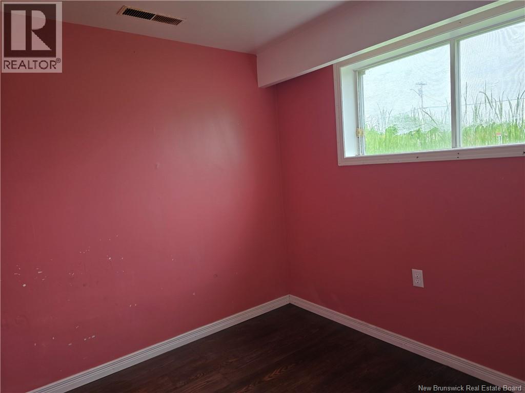 3711 Main, Belledune, New Brunswick  E8G 1Z7 - Photo 23 - NB141748