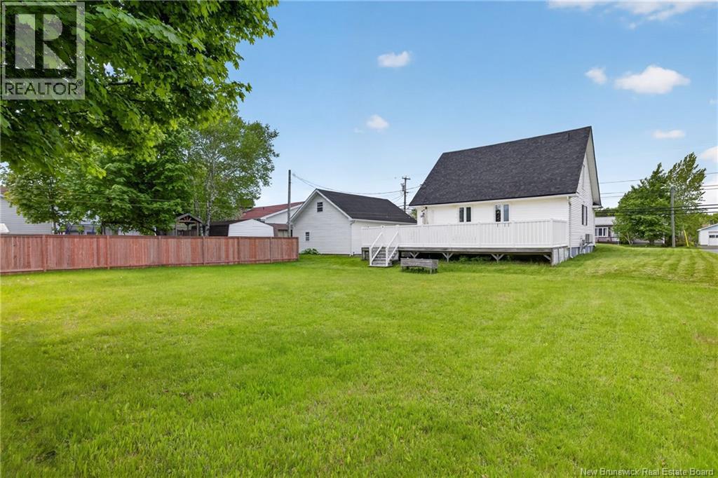 3548 Rue Centenaire, Tracadie, New Brunswick  E1X 1B1 - Photo 3 - NB141380