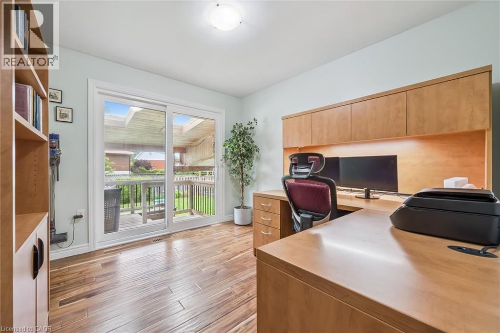 552 Greenbrook Drive, Kitchener, Ontario N2M 4K6 - Photo 11 - 40839259