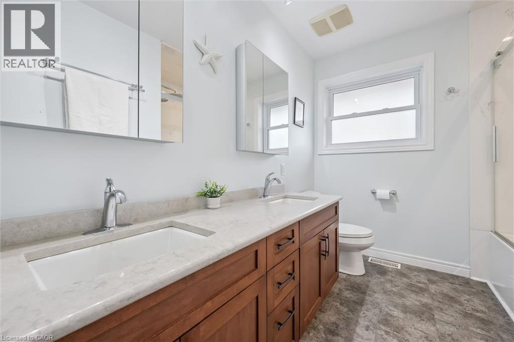 552 Greenbrook Drive, Kitchener, Ontario N2M 4K6 - Photo 12 - 40839259
