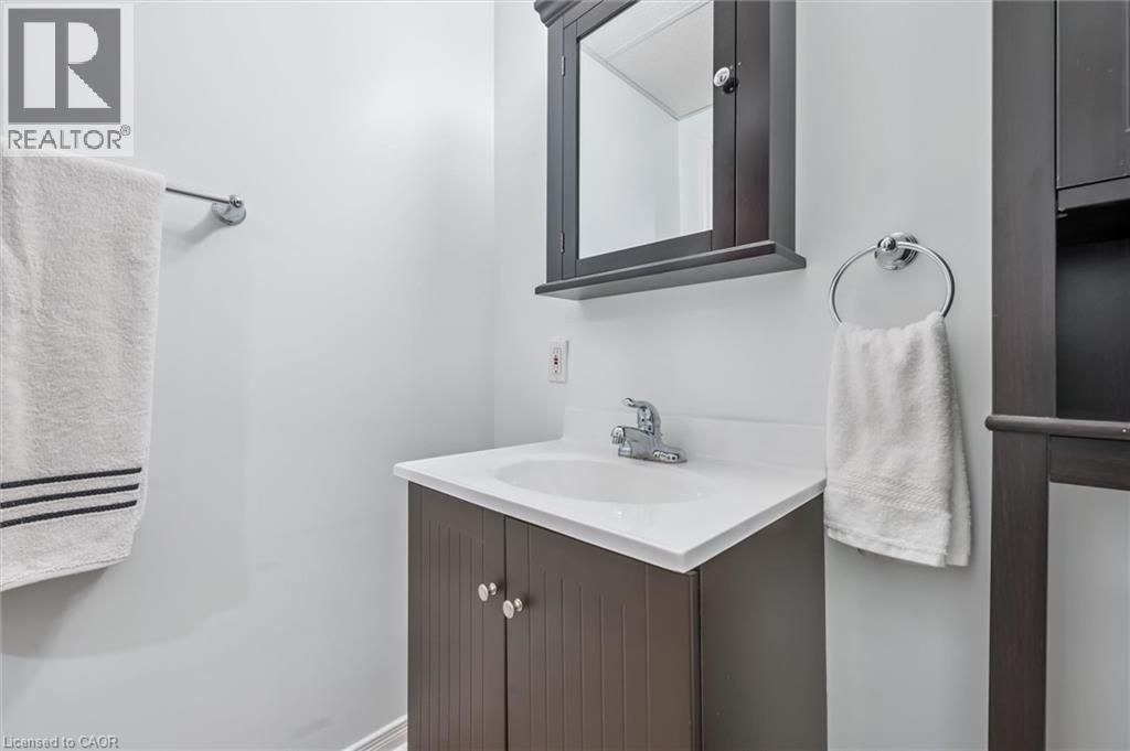 552 Greenbrook Drive, Kitchener, Ontario N2M 4K6 - Photo 17 - 40839259