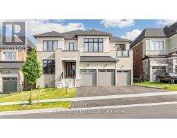 4 FAIR WINDS LANE, East Gwillimbury, Ontario