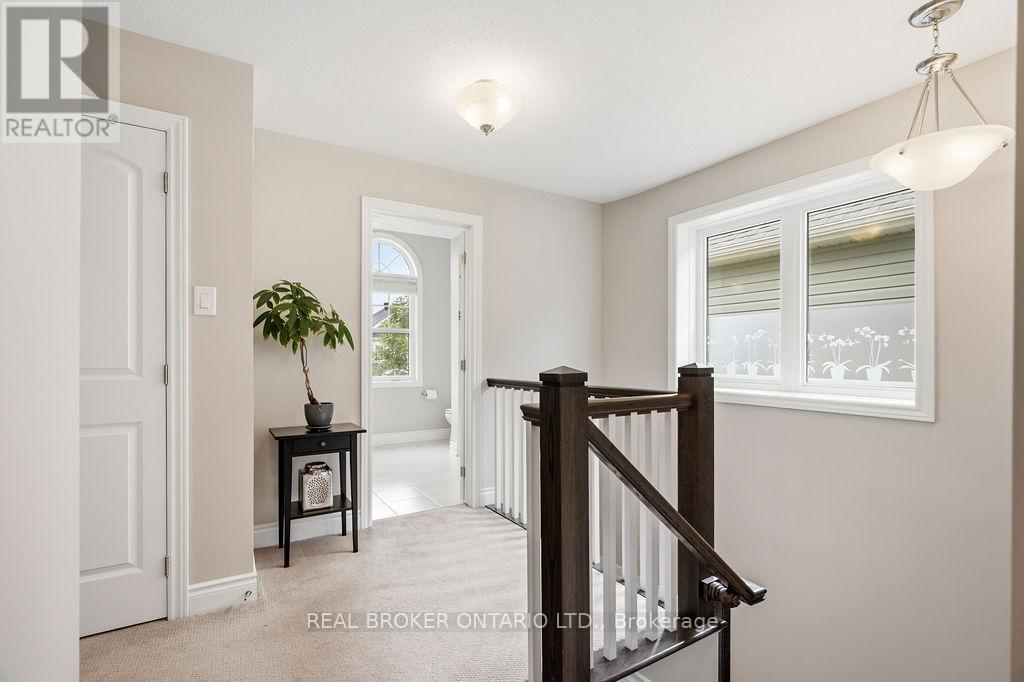 984 Shimmerton Circle, Ottawa, Ontario  K2M 0L4 - Photo 19 - X13435842