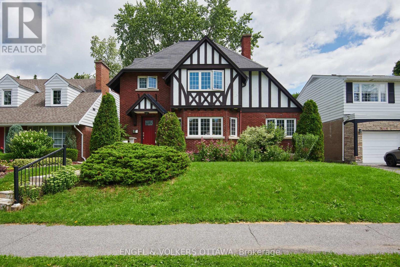469 ISLAND PARK DRIVE, Ottawa, Ontario