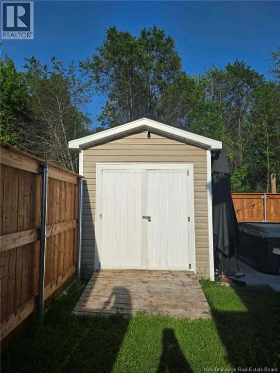 210 Lorette, Dieppe, New Brunswick  E1A 0E2 - Photo 14 - NB137722