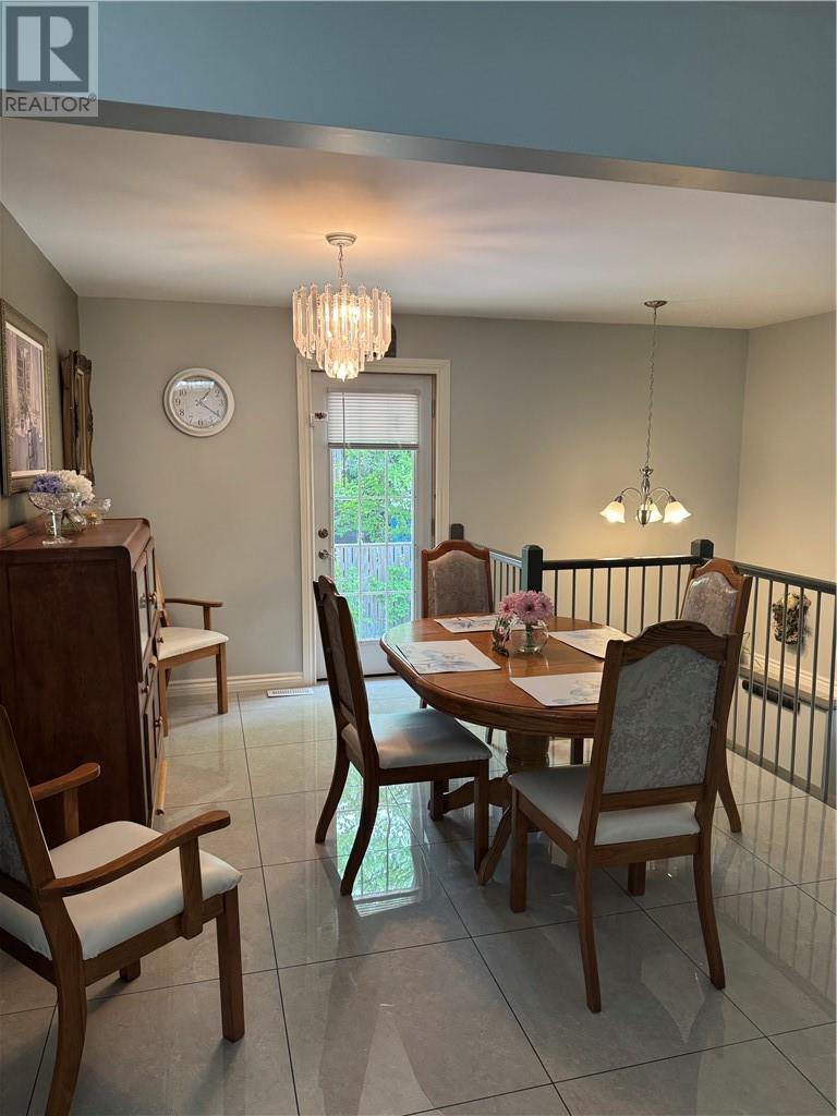 3182 Hillsdale Court, Val Caron, Ontario  P3N 1A6 - Photo 5 - 2128518