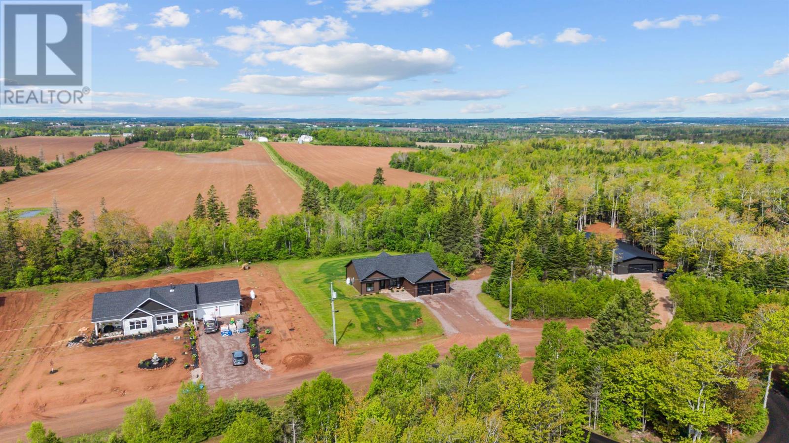 225 Shady Acres Drive, Brackley Beach, Prince Edward Island  C1E 2N8 - Photo 3 - 202614205