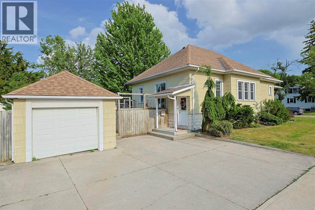 452 Nelson Street, Sarnia photo 4