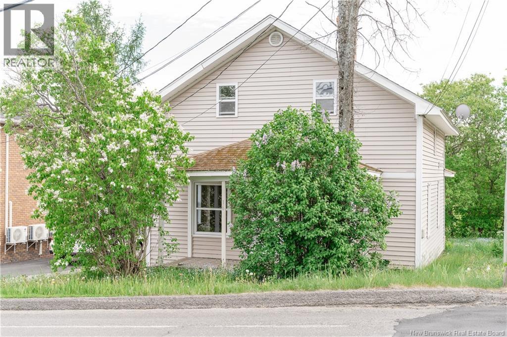 16 Bellevue Street, Edmundston, New Brunswick  E3V 2C7 - Photo 30 - NB141678