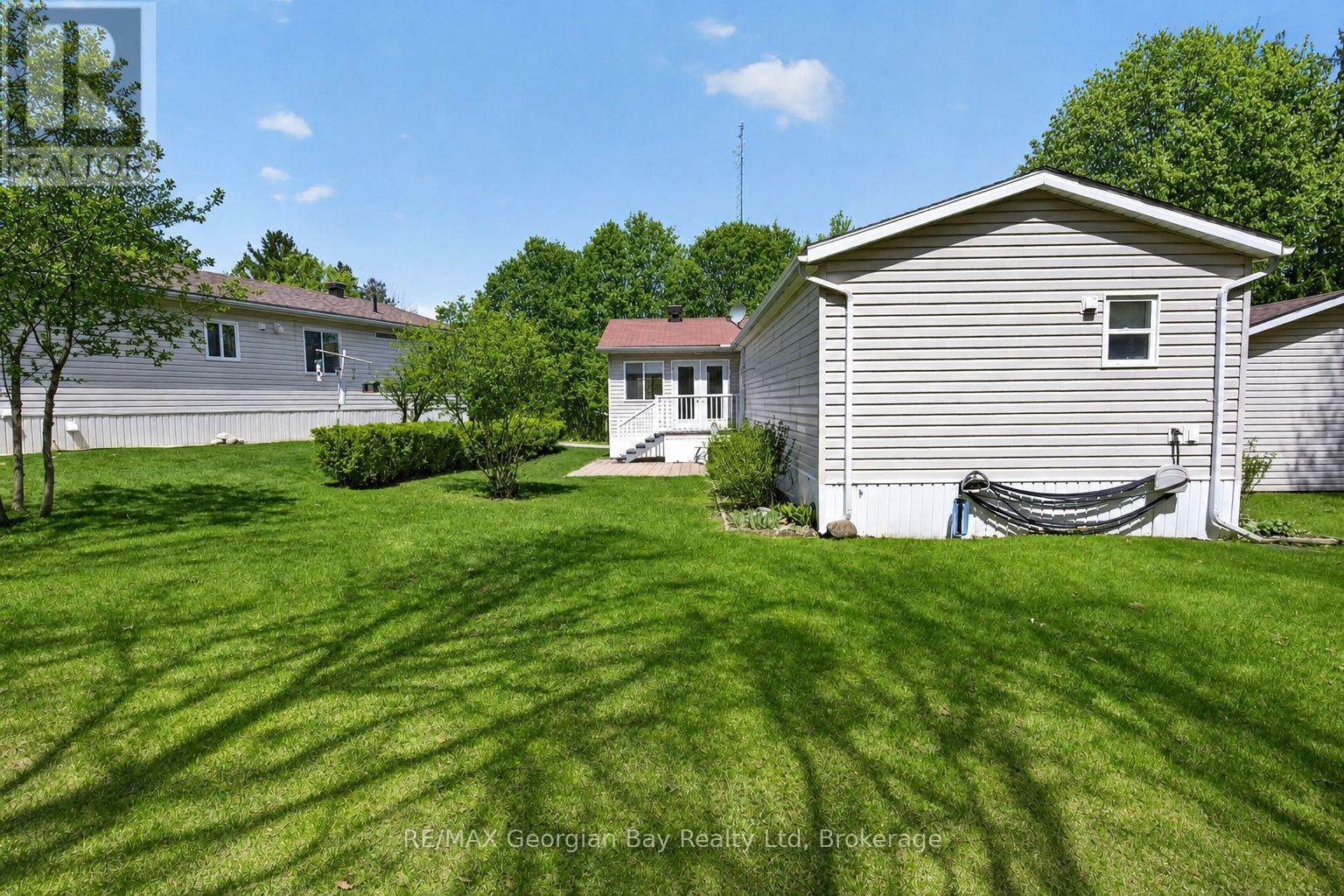 43 Highland Ave - 5411 Elliott Side Road, Tay, Ontario  L4R 4K3 - Photo 20 - S12940546
