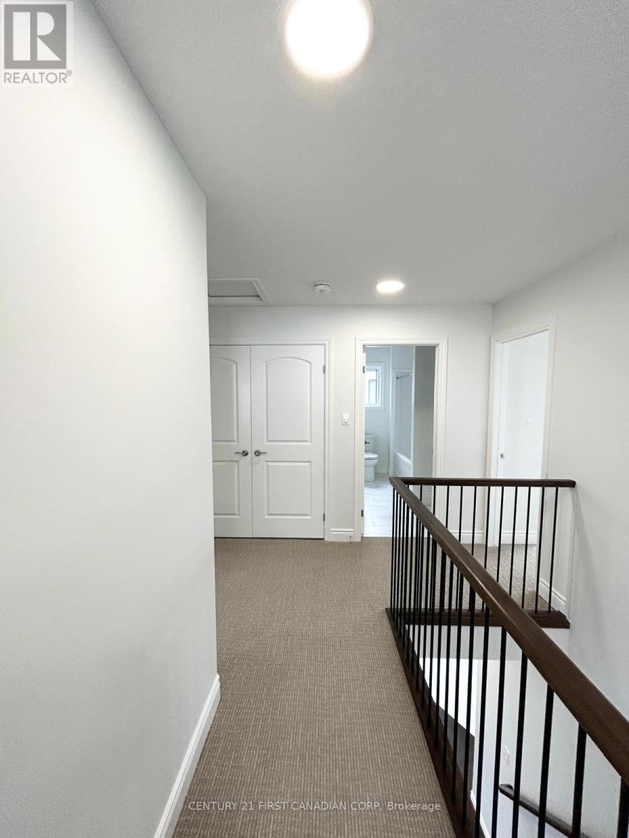 Upper - 201 Roy Mcdonald Drive, London South, Ontario  N6L 0J1 - Photo 13 - X13435958