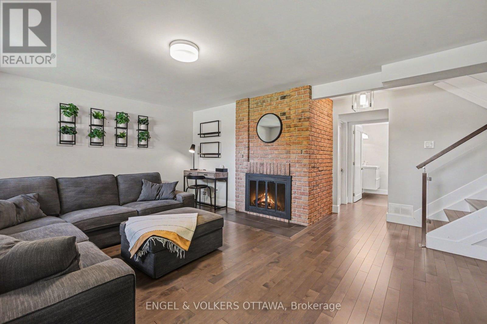 1299 Alloway Crescent, Ottawa, Ontario  K1K 3Y9 - Photo 16 - X13435926