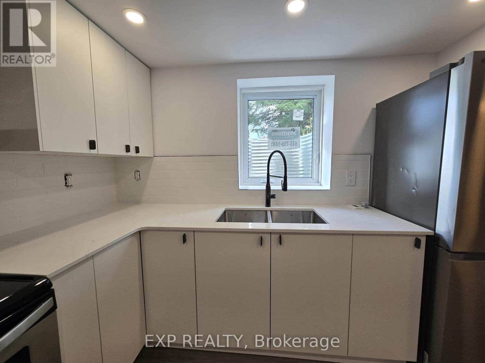 B - 20 Newhaven Street, Ottawa, Ontario  K2G 0X5 - Photo 20 - X13436010