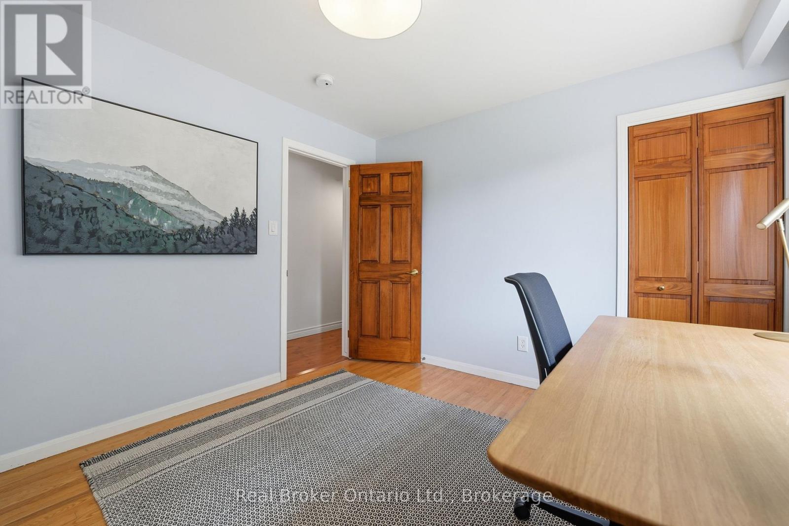 245 Applevale Court, Burlington, Ontario  L7L 2C1 - Photo 19 - W13435900