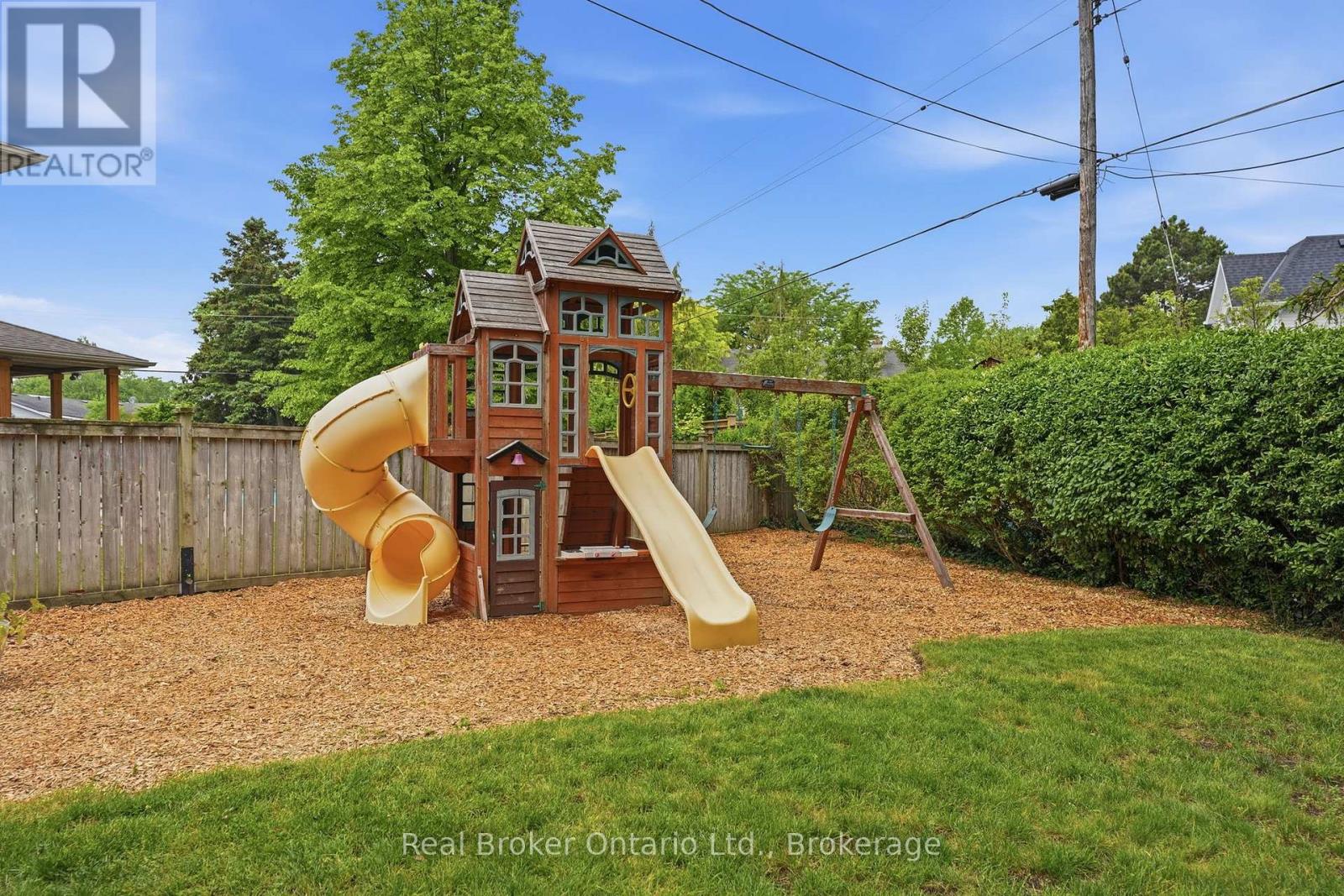 245 Applevale Court, Burlington, Ontario  L7L 2C1 - Photo 42 - W13435900