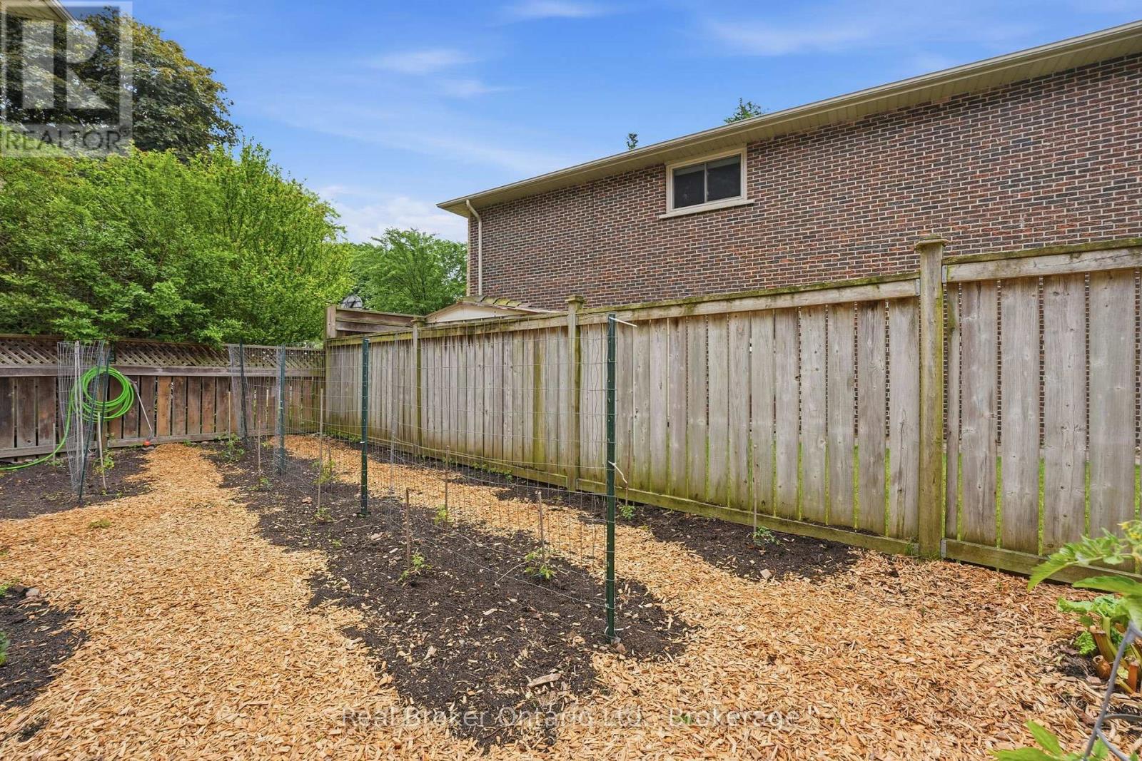 245 Applevale Court, Burlington, Ontario  L7L 2C1 - Photo 44 - W13435900