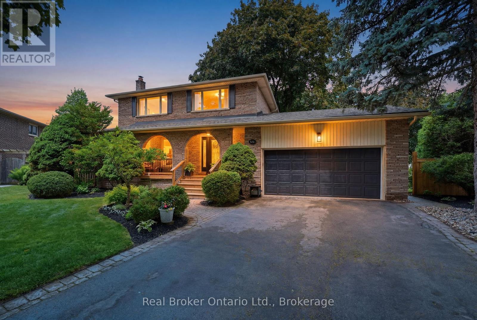 245 Applevale Court, Burlington, Ontario  L7L 2C1 - Photo 48 - W13435900