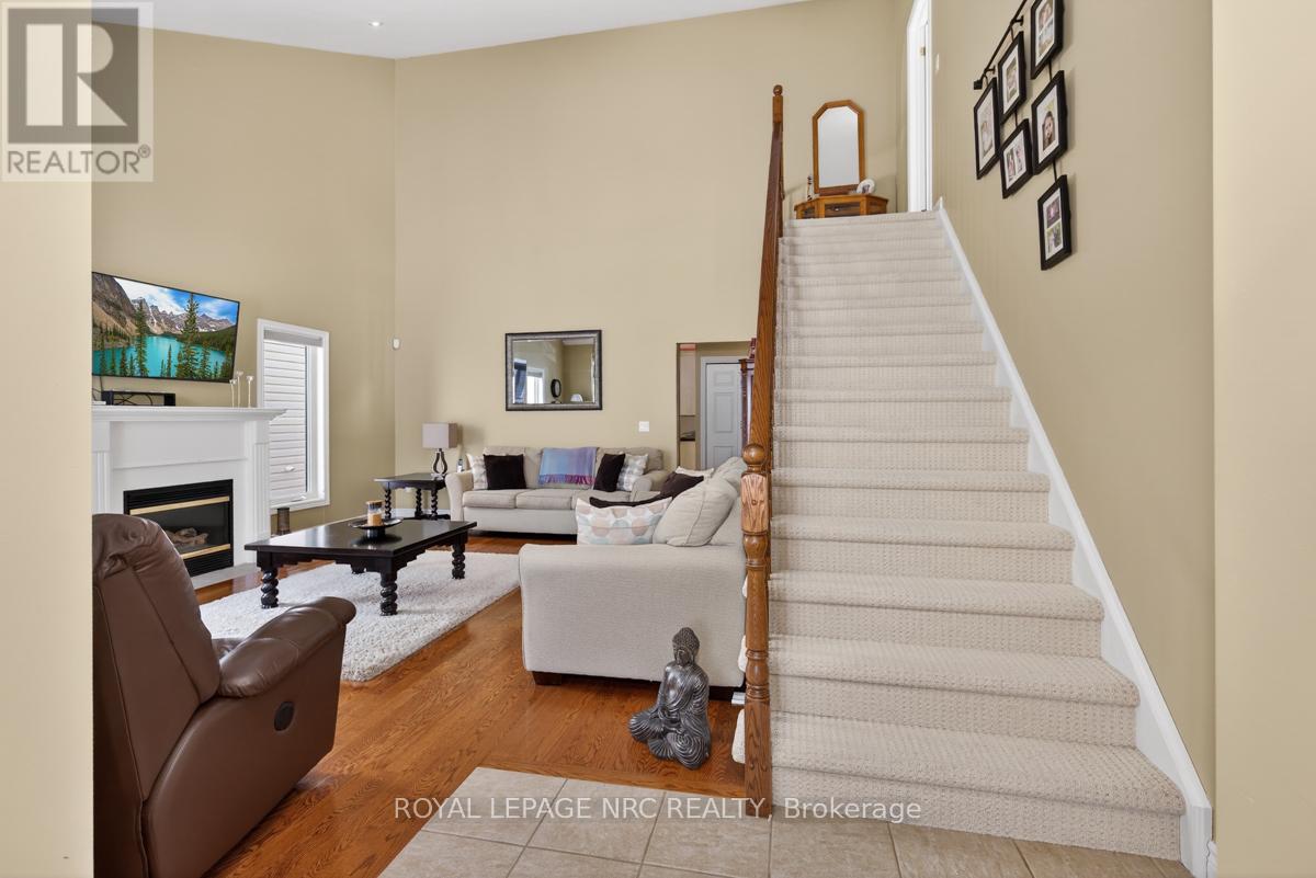 7 Mason Drive, Pelham, Ontario  L3E 0N9 - Photo 5 - X13435888