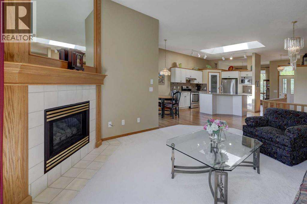 10 Eagleview Heights, Cochrane, Alberta  T4C 1P5 - Photo 14 - A2319742