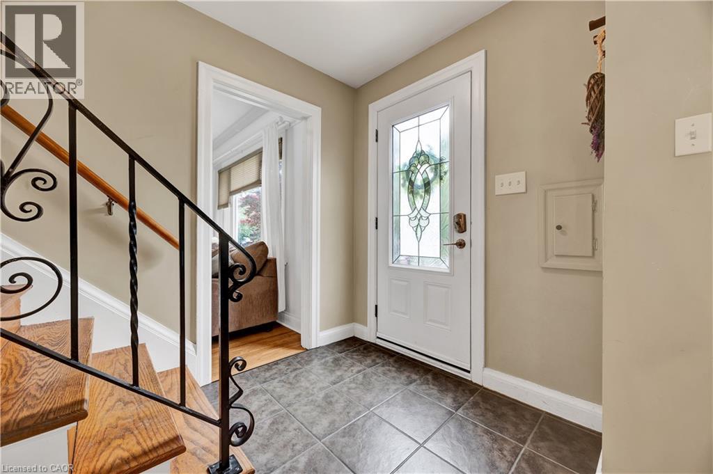 45 Glendale Road, Kitchener, Ontario N2H 2Z7 - Photo 4 - 40838094