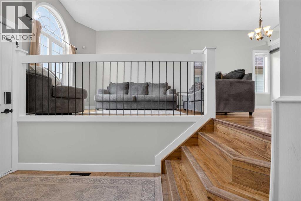 499 Sunmills Drive SE, Calgary, Alberta  T2X 2N8 - Photo 3 - A2317320