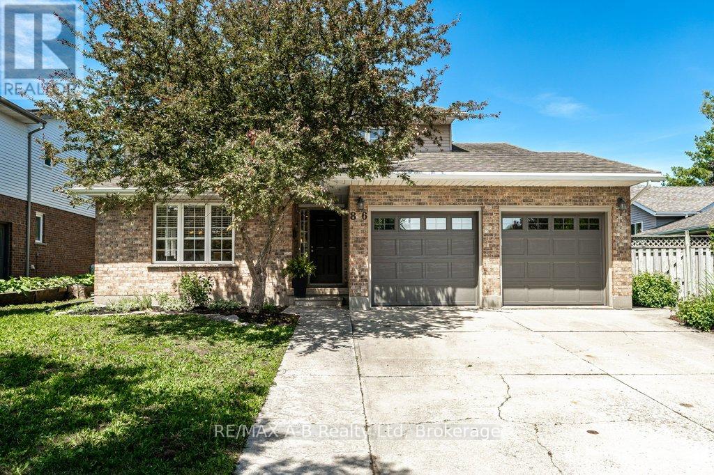 86 Freeland Drive, Stratford, Ontario N4Z 1H1 - Photo 2 - X13435892