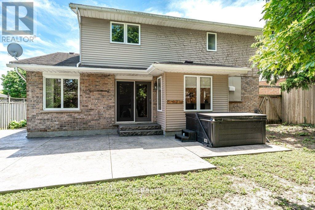 86 Freeland Drive, Stratford, Ontario N4Z 1H1 - Photo 44 - X13435892