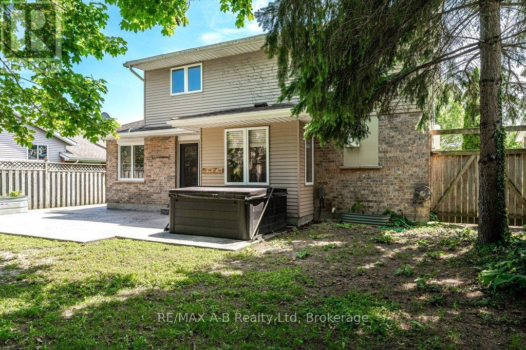 86 Freeland Drive, Stratford, Ontario N4Z 1H1 - Photo 45 - X13435892