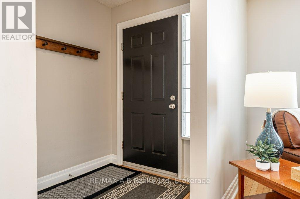 86 Freeland Drive, Stratford, Ontario N4Z 1H1 - Photo 5 - X13435892