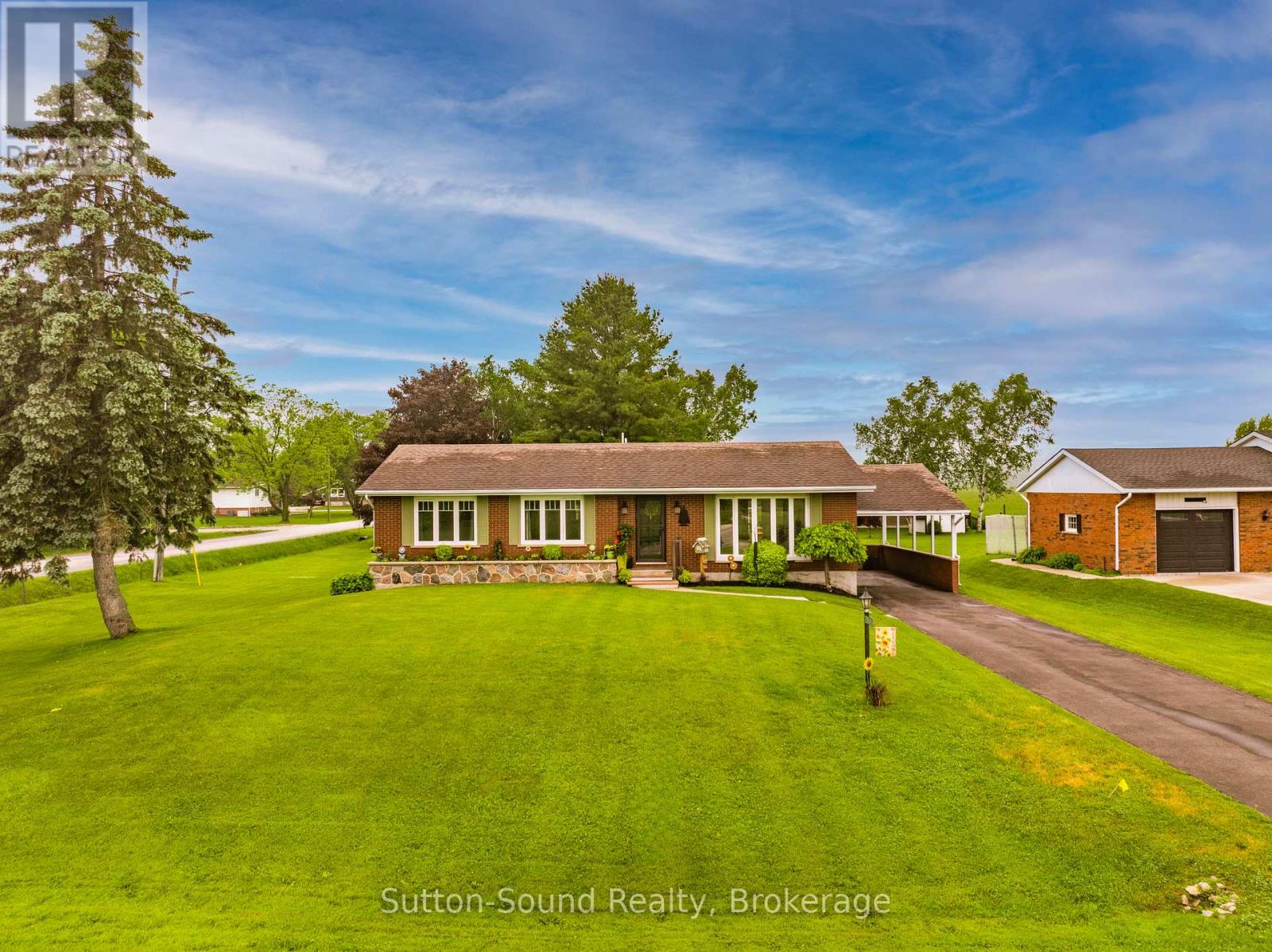 298436 Range Road, Georgian Bluffs, Ontario  N4K 0G3 - Photo 2 - X13435966