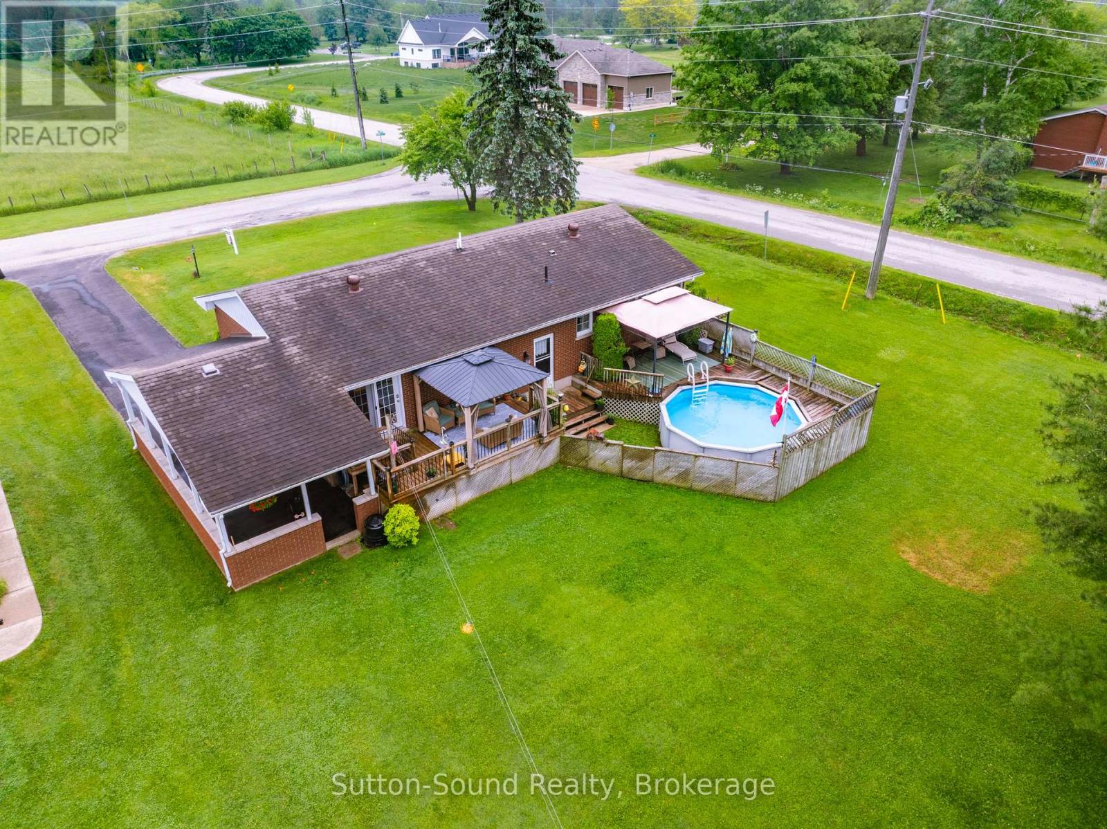 298436 Range Road, Georgian Bluffs, Ontario  N4K 0G3 - Photo 34 - X13435966